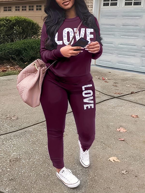 LOVE Sweatshirt & Pants Set